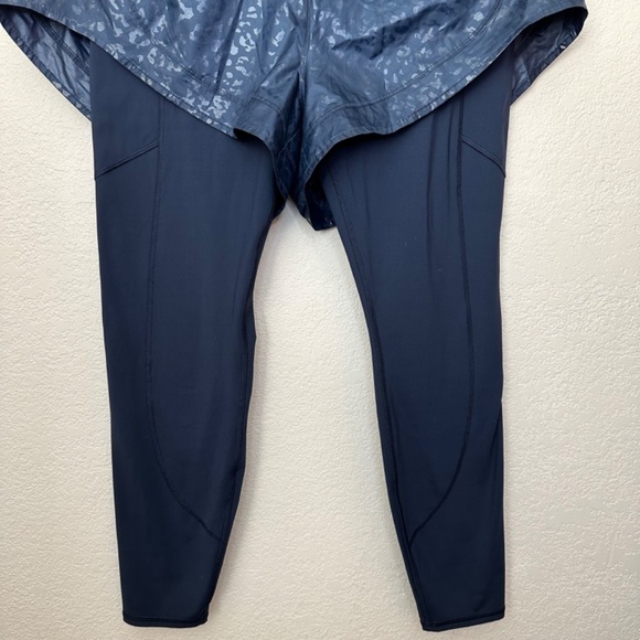 Athleta Rainier 2 in 1 Tight  Women's Size L  High Rise Water Repellent Workout - Picture 5 of 16